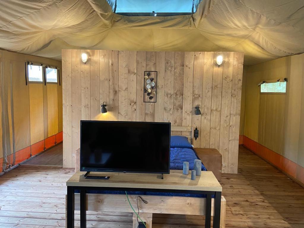 Camping Het Horstmannsbos Gasselte Kamer foto